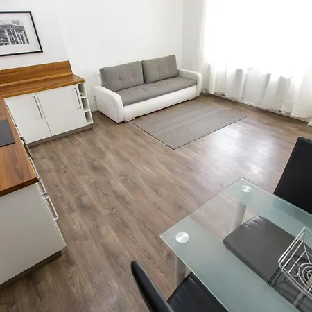 شقة Icon Living City Center *